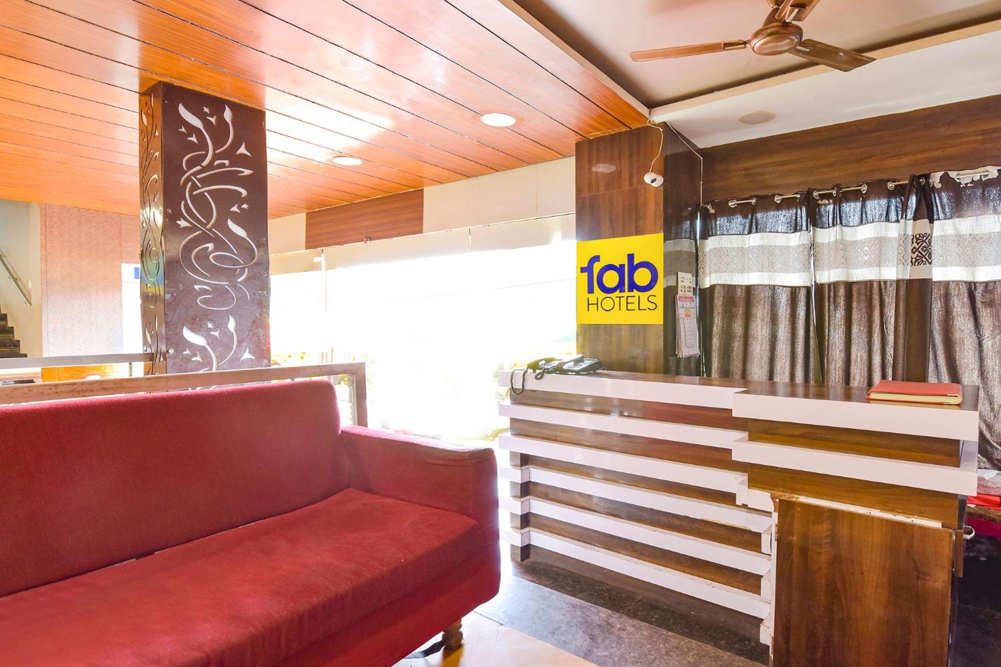 Fabhotel Raghumani Palace Ujjain Extérieur photo