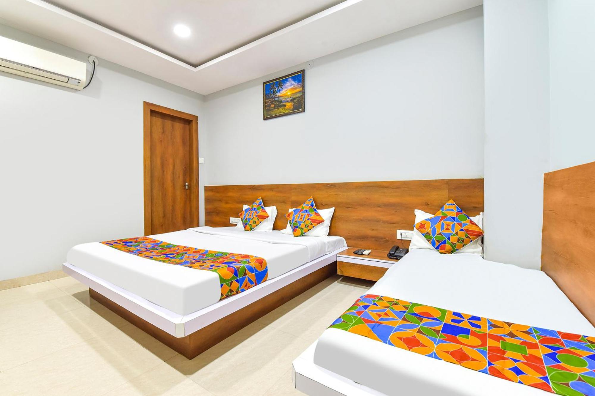 Fabhotel Raghumani Palace Ujjain Extérieur photo